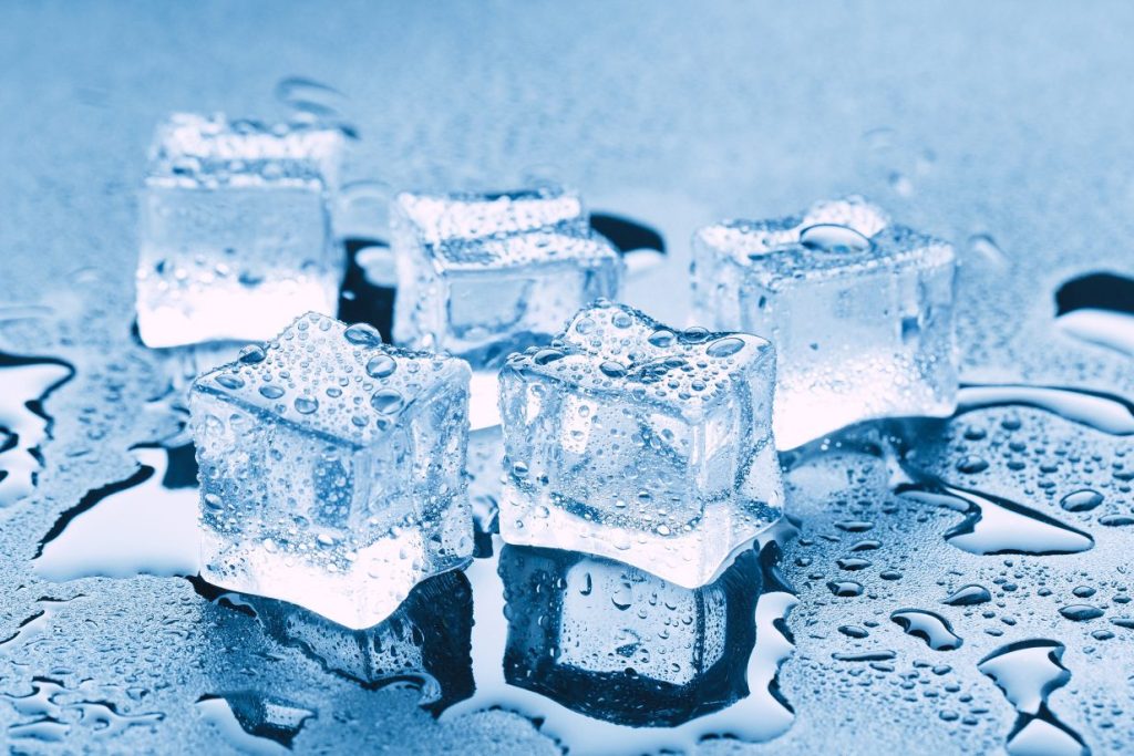 An image of ice cubes from an ice machine